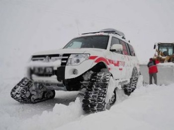 Hasta Bebeğin İmdadına Paletli Ambulans Yetişti