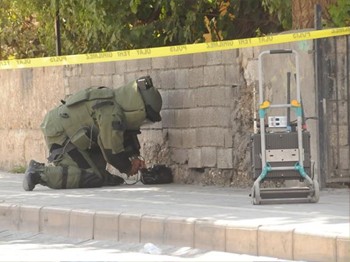 Kazı Bölgesindeki Şüpheli Paket Polisi Alarma Geçirdi