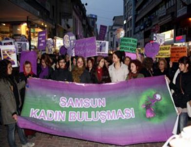 Samsun'da 8 Mart Dünya Kadınlar Günü Yürüyüşü