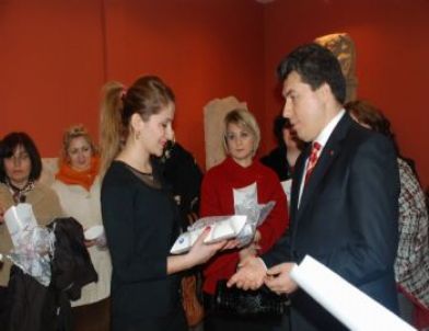 Sinop'ta Önder Kadınlara Ödül Yağdı