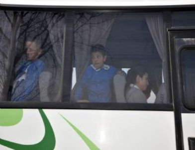 Sıralarında Çiçekleri Kaldı