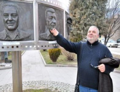 Yeni Nasreddin Hoca Deniz Oral