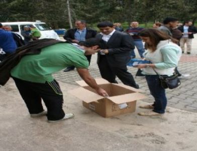 YGS'de Kullandıkları Kalemleri Köy Okullarına Gönderdiler