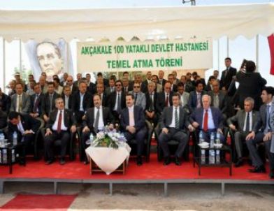 Bakan Çelik, 100 Yataklı Devlet Hastanesinin Temelini Attı