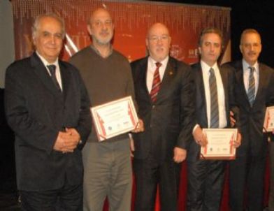 'Aydınlarla Yüz Yüze' Devam Ediyor