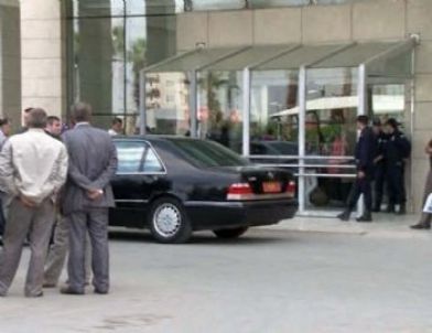 Bakan Çelik’in Durumu İyiye Gidiyor