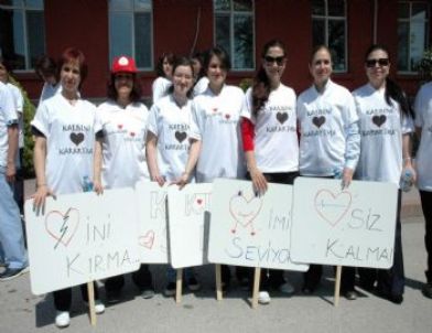 Doktorlar Kalp Sağlığı İçin Yürüdü