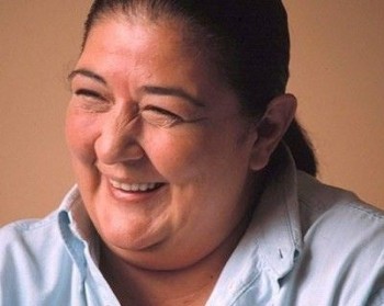 Finalde Meral Okay için çalınan şarkı yürekleri dağladı