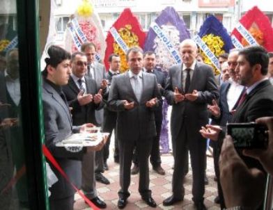 Turhallı Hanımlar, İhtiyaç Sahibi Öğrenciler Yararına Kermes Düzenledi