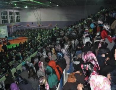 Muş’ta, Kutlu Doğum Coşkusu Salona Sığmadı