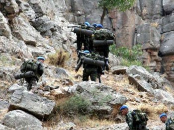 Asker PKK'lıların ensenide