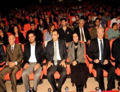 Diyarbakır'da 'Maden Potansiyeli ve Sektörel Sorunlar' Paneli Düzenlendi