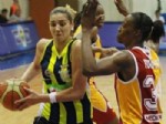 BIRSEL VARDARLı - Fenerbahçe Yolu Yarıladı