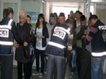 MAHMUT ÖZDEMIR - Vezirköprü'de Ehliyet Sınavları 10 Yıl Aradan Sonra Yeniden Başladı