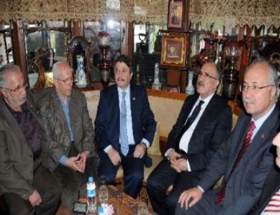 Başbakan Yardımcısı Atalay, Manisa'da Sultan Çayı İçti