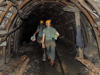 İki Kömür Madenini Sel Bastı: 15 ölü
