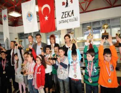 Yenişehir Belediyesi'nden Satranç Etkinliği