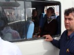 Nazilli'de 2 Minibüs Çarpıştı; 25 Yaralı