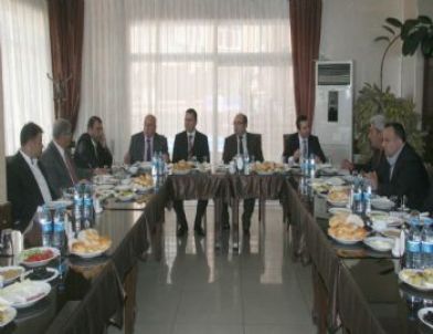 SGK, İşverenleri ve Tüm Stk'ları Bilgilendirmek İçin Harekete Geçti