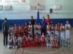 ABDULLAH ŞEN - Vali Türker Basketbol Okulu’nu Ziyaret Etti