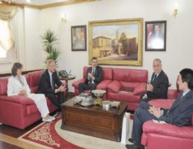 Almanya Büyükelçisi Pohl, Vali Güvenç'i Ziyaret Etti