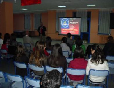 Kırklareli’de “Hafıza Teknikleri ve Kolay Öğrenme” Semineri Verildi