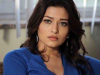 Nurgül Yeşilçay Gitmediği Davaya Yorum Yaptı