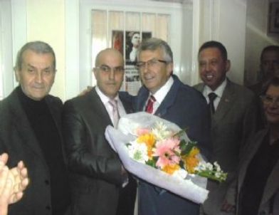 Ödemiş CHP'de Eriş Koltuğuna Oturdu