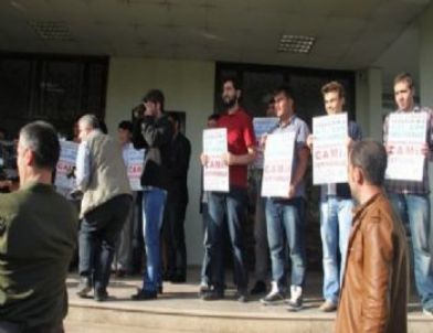 Üniversiteye 'Cami' Talebi