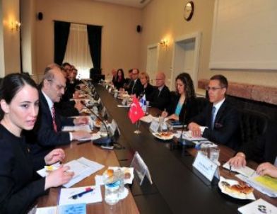 Bakan Bayraktar: Kentlerin Çevre Üzerindeki Etkilerini Azaltmaya Çalışıyoruz