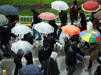'Şemsiyelerinizi bırakın, ıslanmaktan çekinmeyin'
