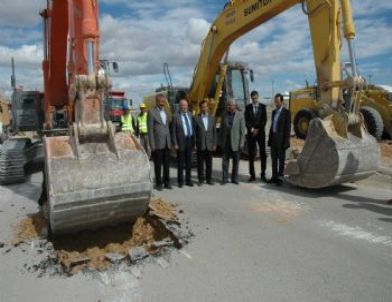 Karaman Belediyesi’nden Asfalt Hamlesi