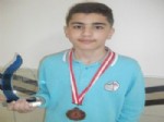 ALPARSLAN ÖZMOL - 8. Ulusal Matematik Olimpiyatları'nda Ahi Koleji Öğrencisi Bronz Madalya Aldı