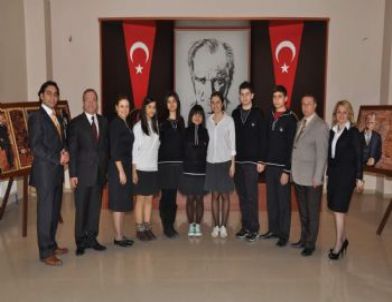 GKV'liler Münazarada Türkiye Birinciliğinde Son Dönemeçte