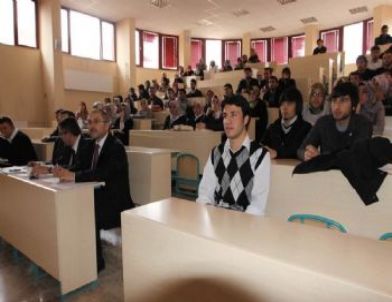 Bayburt Üniversitesi’nde Sîret Bilgi Yarışması Yapıldı