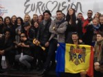 LOVE ME BACK - Can Bonomo Avrupa'yı Kasıp Kavuruyor