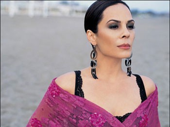 Demet Sağıroğlu Para Cezasıyla Kurtuldu