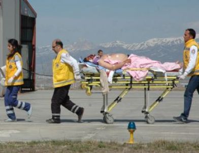 Hınıs'ta Silahlı Saldırı: 1 Ölü, 1 Yaralı