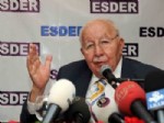 Necmettin Erbakan'a Göre Demirel Askerlerin Takım Oyuncusuydu