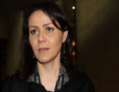 Rutte'nin İstifası Hollanda'da Erken Seçim Yolunu Açtı