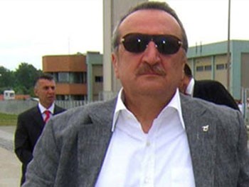 Mehmet Ağar teslim oldu