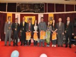 AHMET KARAKAYA - 'Efendimiz' Kitabını Okuyup Sınava Giren Öğrencilere Ödülleri Verildi
