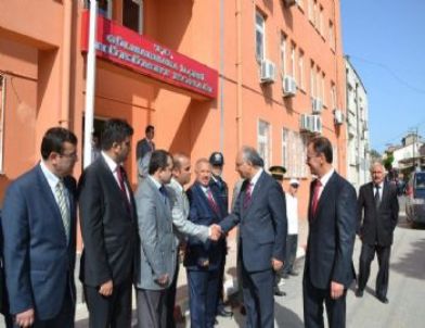 Vali Daşöz Gölmarmara’da İncelemelerde Bulundu