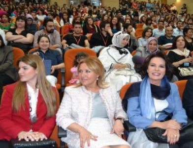 Hülya Koçyiğit: 'Sinema Sanatçısı Olmam Annemin Gönlünde Vardı'