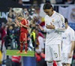 FRANK RIBERY - Ribery Ve Mesut Özil Maç Öncesi Sahanın Ortasında Dua Etti