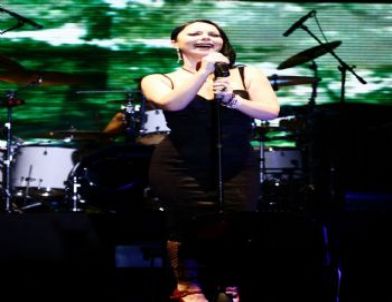 Üniversiteye ‘Ünlü’ Yağacak