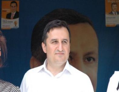 Prof. Dr. Yüksel Özden Doğu Timor’da