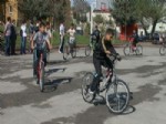 NEBI TEPE - Fakir Aile Çocuklarına Bisiklet Dersi