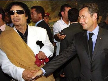 Kaddafi'den Sarkozy'e Seçim Yardımı