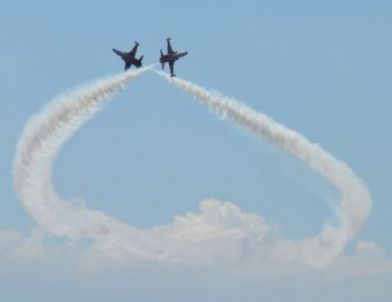 Solo Türk ve Türk Yıldızları Nefes Kesti